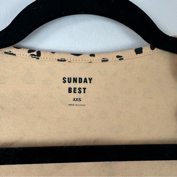 Sunday Best Aritzia | Tan Leopard Tie Front Crop Top Size XXS - Picture 4 of 7